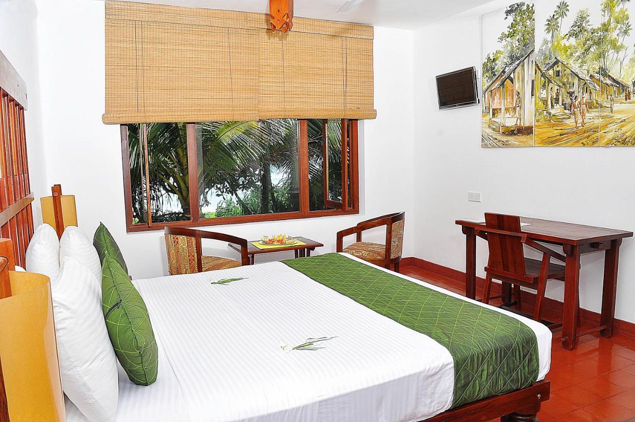 Koggala Beach Hotel Oda fotoğraf